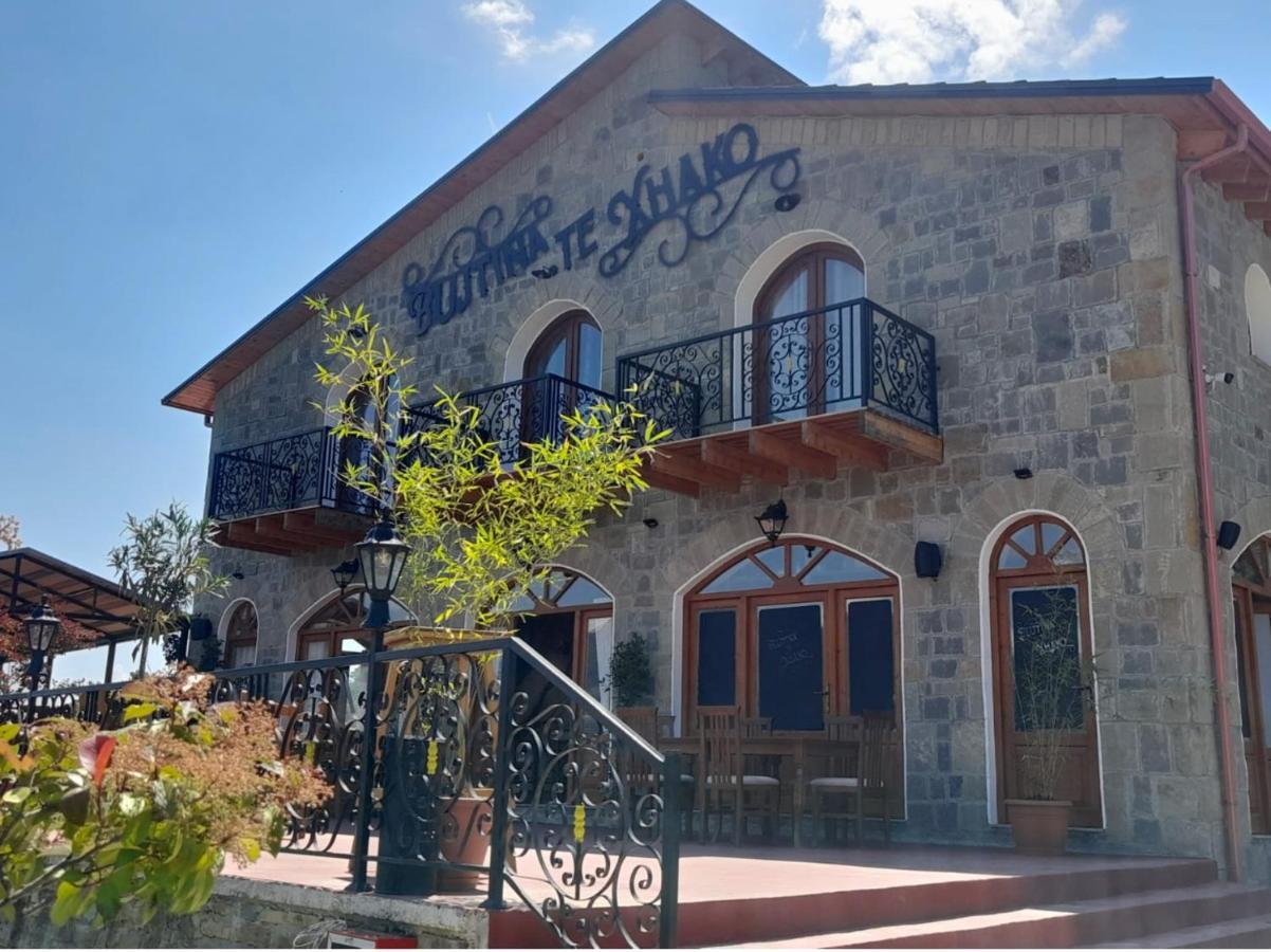 Bujtina Te Xhako Hostel Permet Exterior photo
