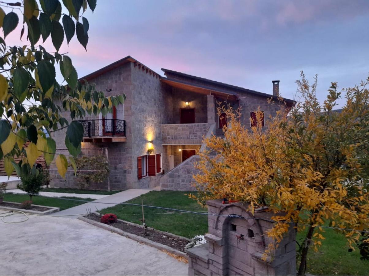 Bujtina Te Xhako Hostel Permet Exterior photo